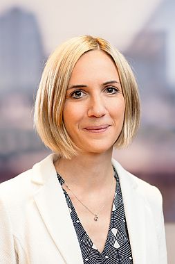 Dr. Annekathrin Eckart